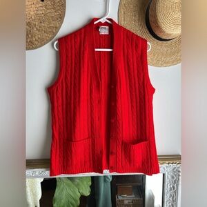 Vintage 60’s Bright Red Cable Knit Sweater Vest | Classic Prep Style Sz large
